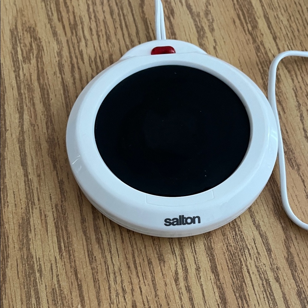 #20.Salton White and Black Mug Warmer